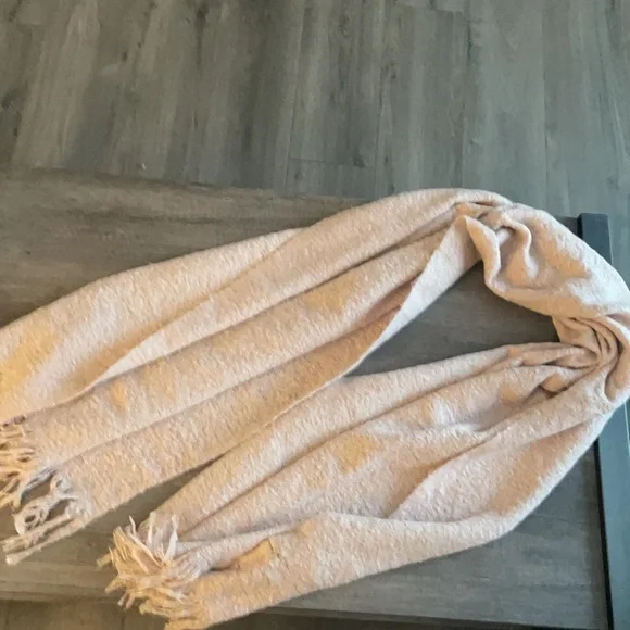 Knit scarf - Picture 3 of 3